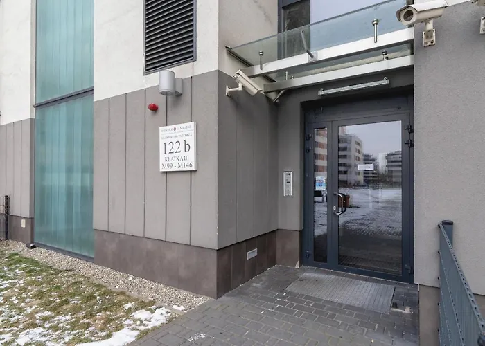 Dobrego Pasterza Studio With Balcony Cracow By Noclegi Renters